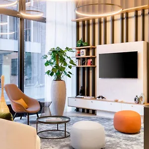 Hotel By Marriott